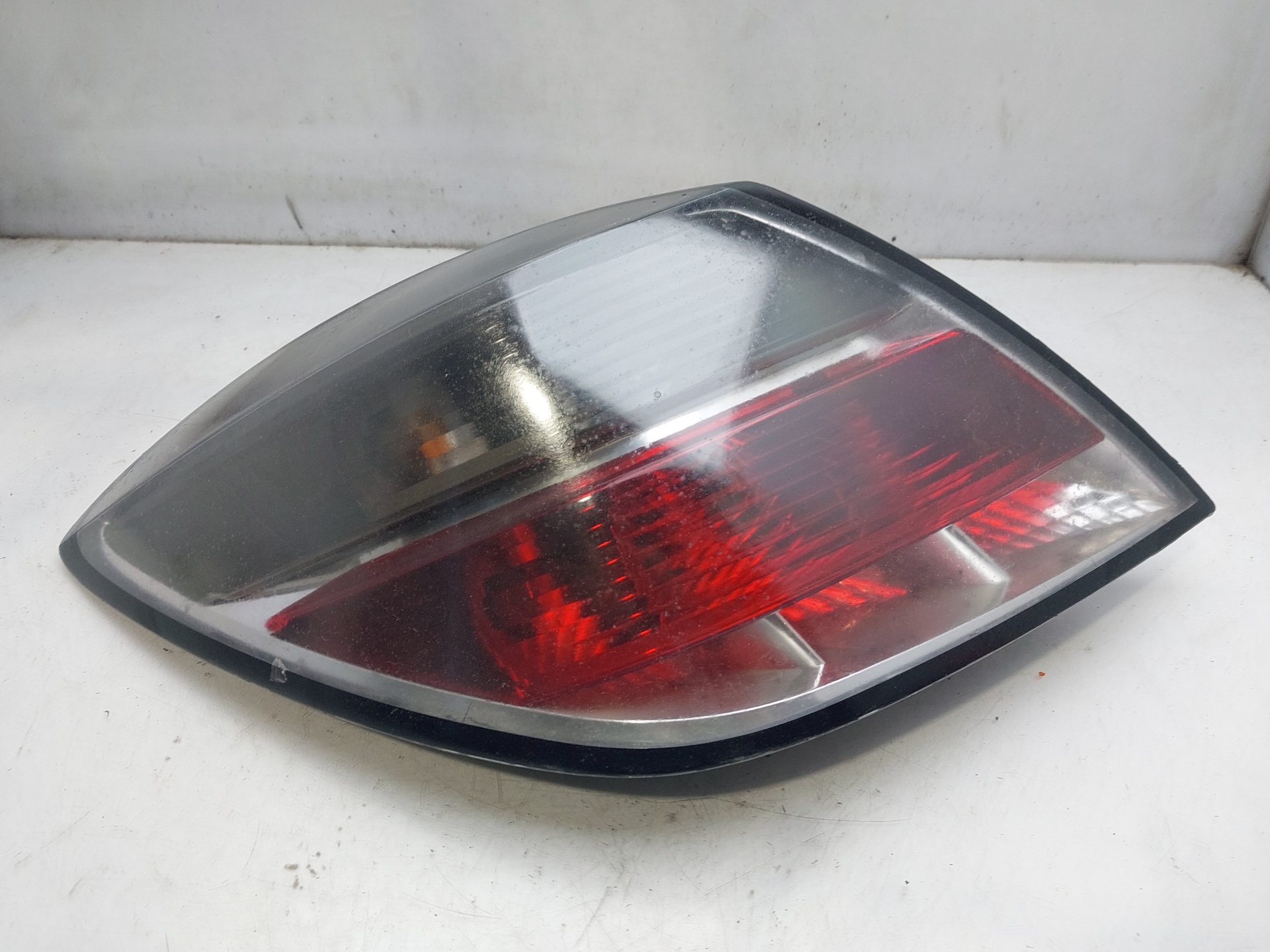 OPEL Astra J (2009-2020) Rear Left Taillight 24451832 24149561