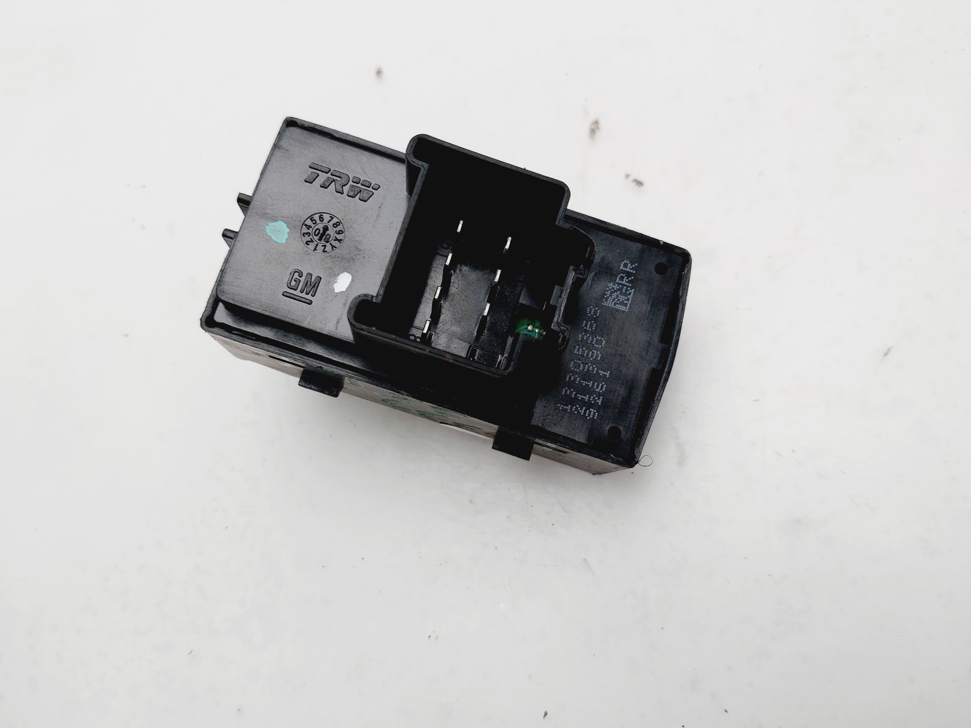 CHEVROLET Cruze 1 generation (2009-2015) Rear Right Door Window Control Switch 1330568 25740792