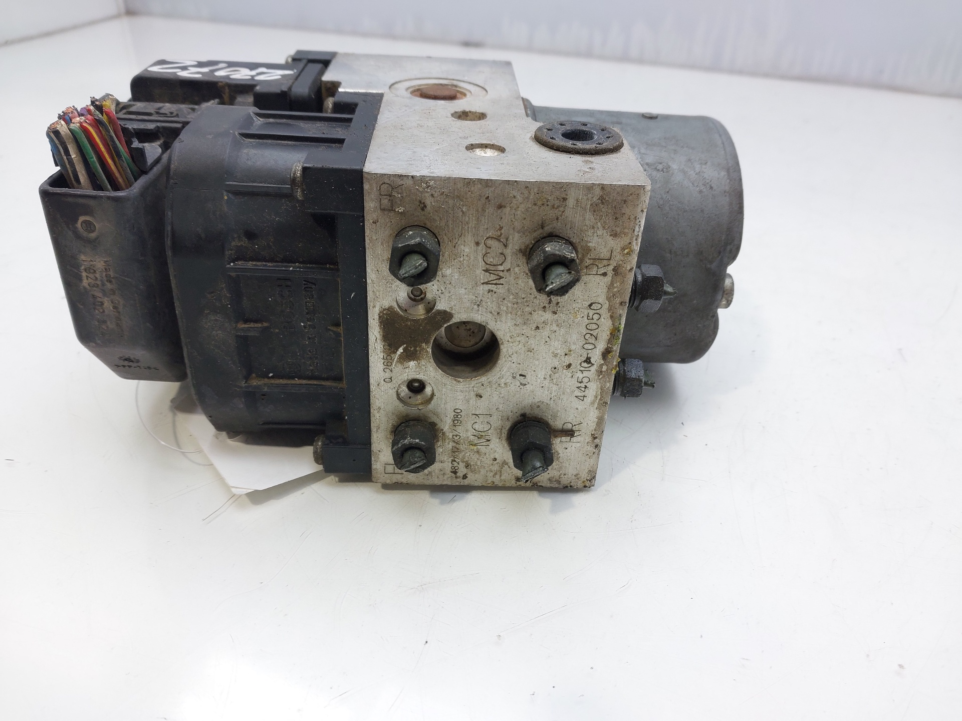 TOYOTA Corolla E120 (2000-2008) ABS Pump 8954102030 22300981