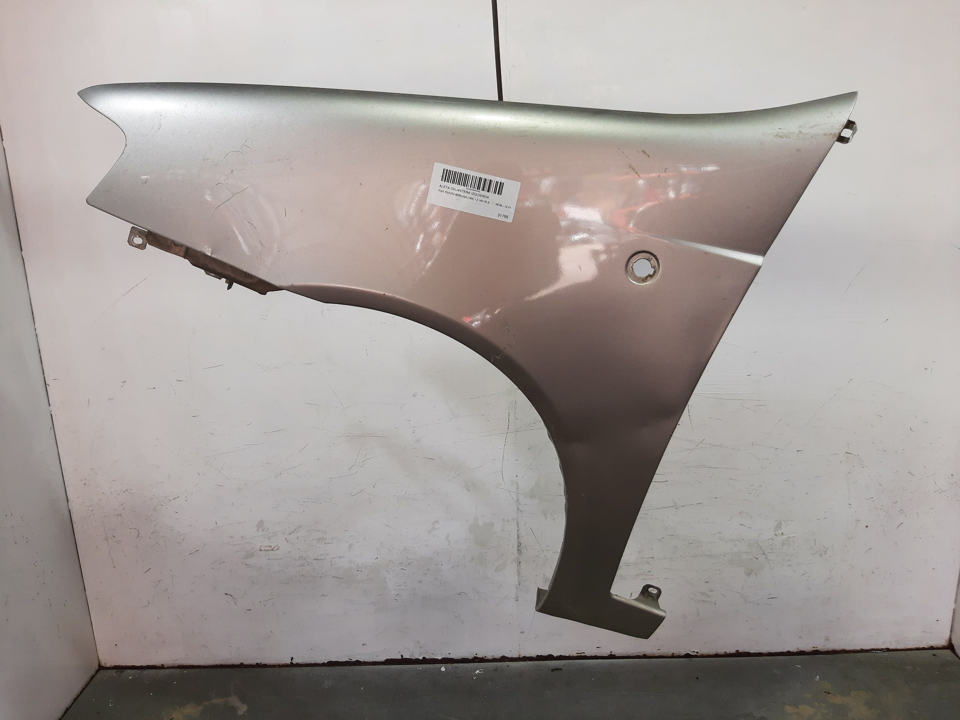 FIAT Punto 3 generation (2005-2020) Front Left Fender 46525315 22338685