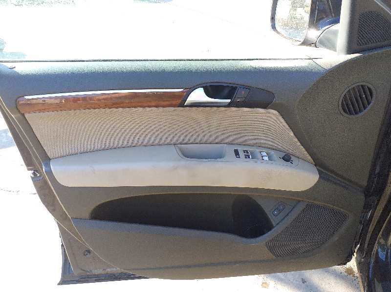 AUDI Q7 4L (2005-2015) Rear Right Seatbelt 4L0857811 18599576