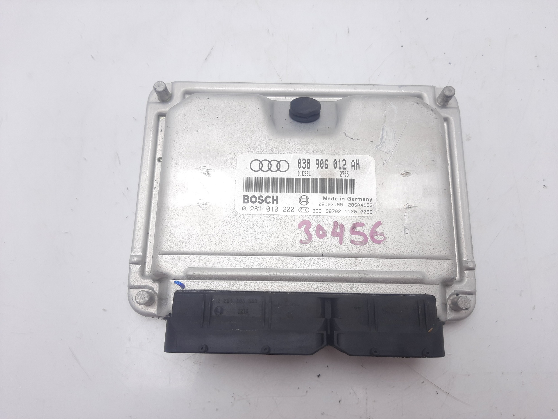 AUDI A4 B5/8D (1994-2001) Engine Control Unit ECU 038906012AH 21086238