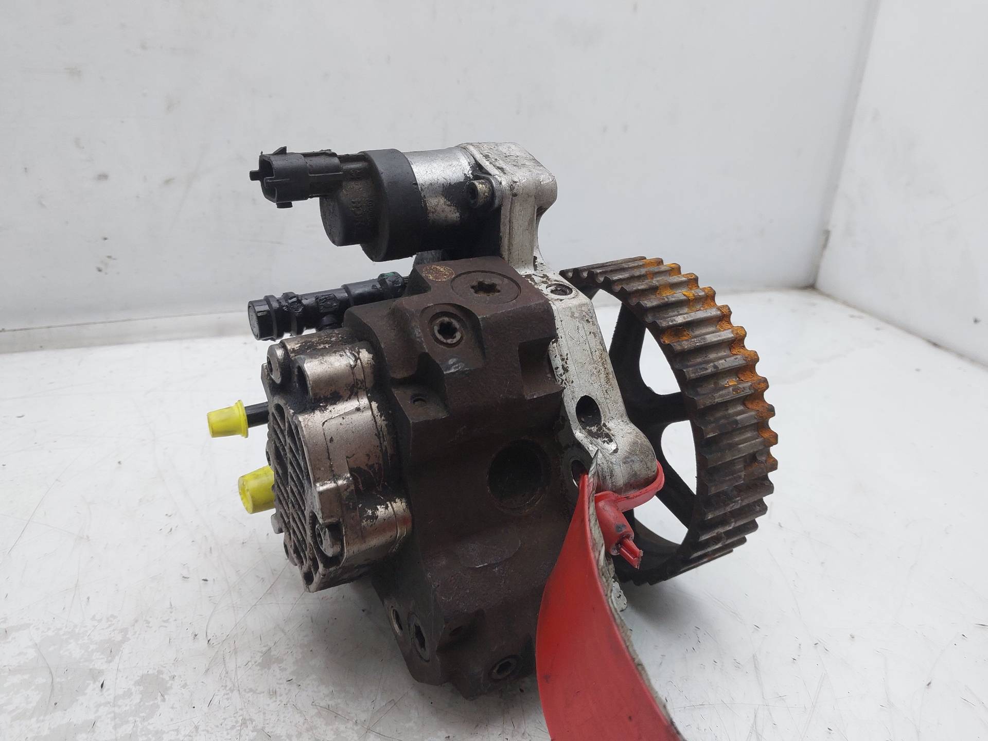 RENAULT High Pressure Fuel Pump 8200456693 25281660