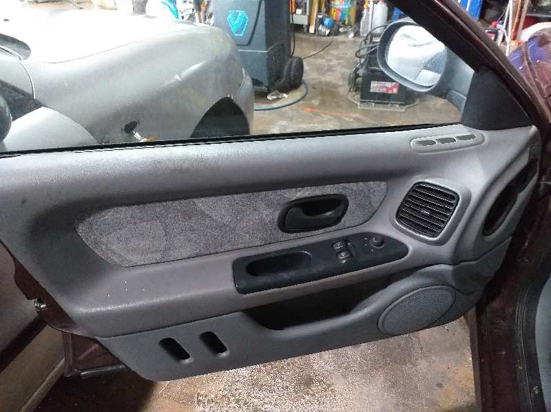 RENAULT Laguna 1 generation (1993-2001) Galinio dangčio spyna 7700823676 24128495