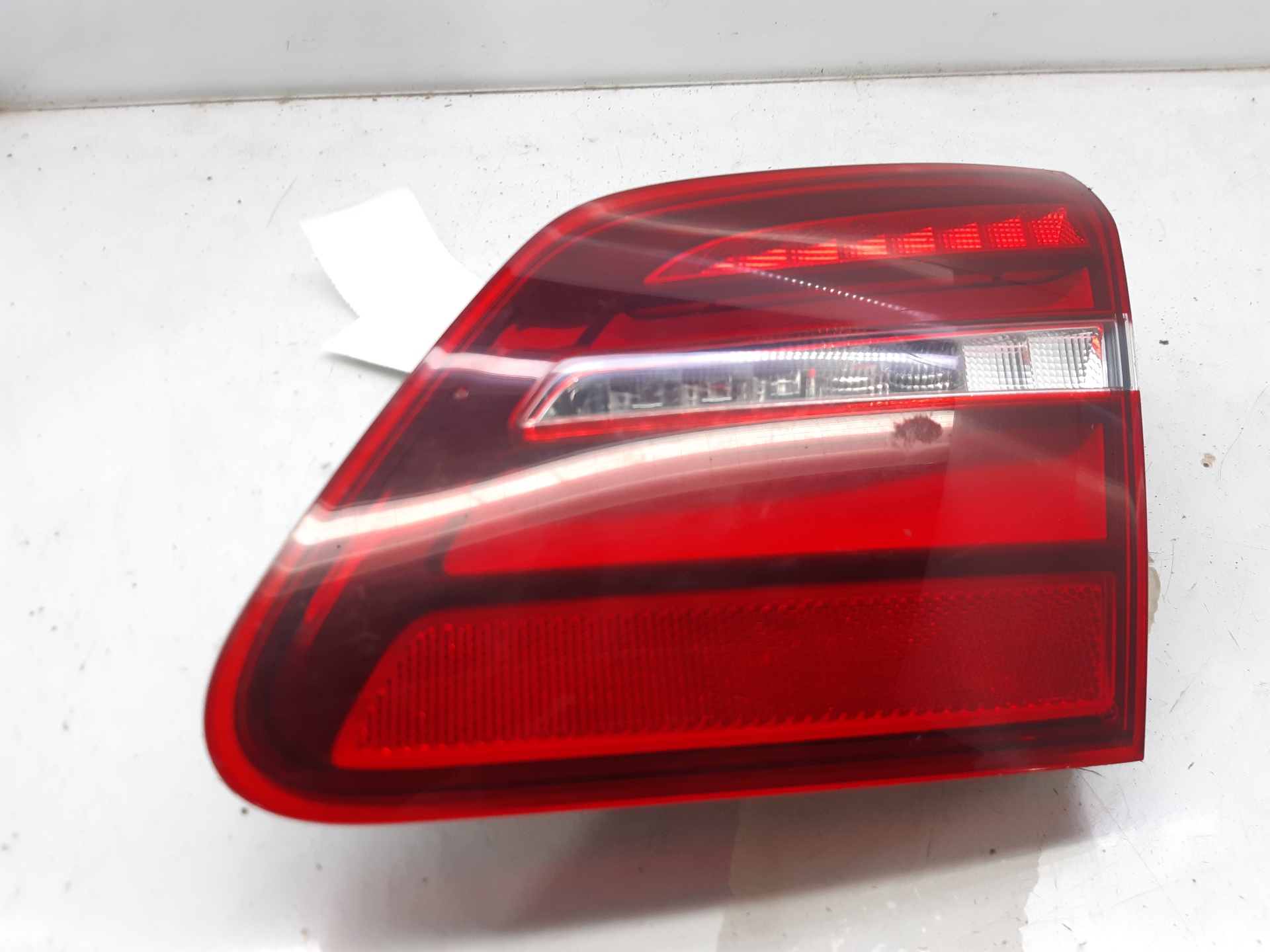 MERCEDES-BENZ B-Class W246 (2011-2020) Rear Right Taillight Lamp A2469069200 24018602