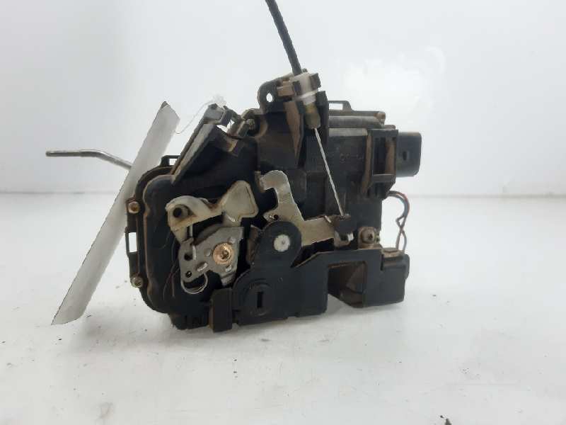 AUDI A4 B6/8E (2000-2005) Rear Left Door Lock 8E0839015C 18533456