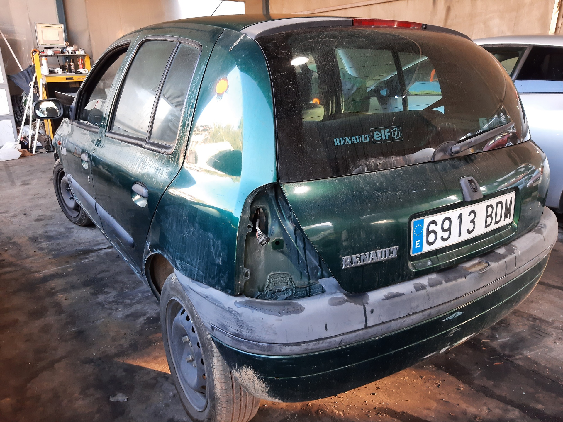 VAUXHALL Clio 2 generation (1998-2013) Poignée d'ouverture interne arrière gauche 7700423887 18782575