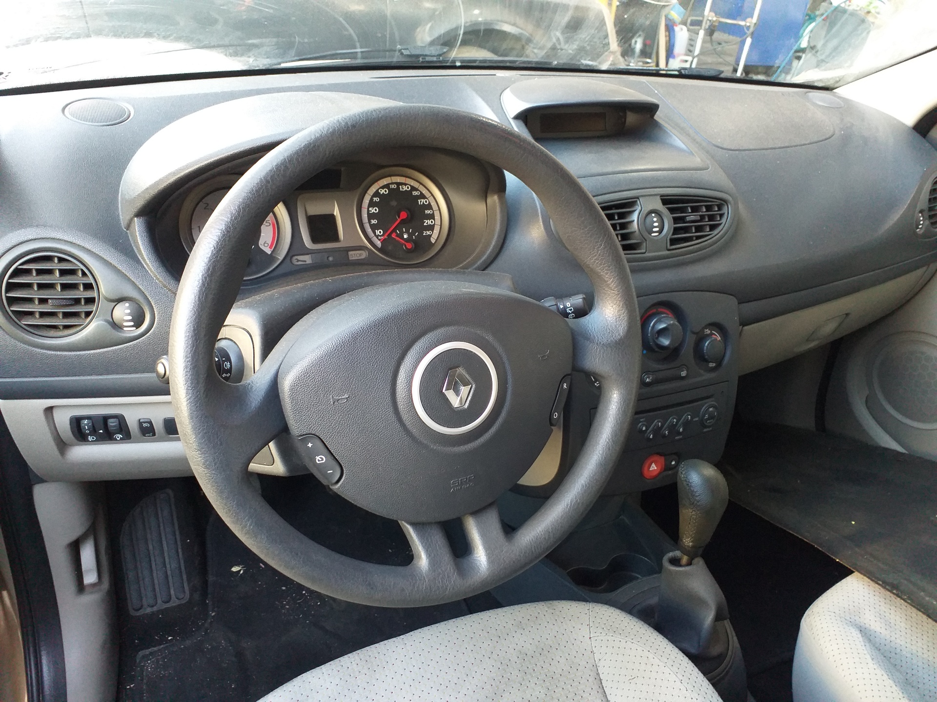 RENAULT Clio 3 generation (2005-2012) Стартер 8200306595 24932409