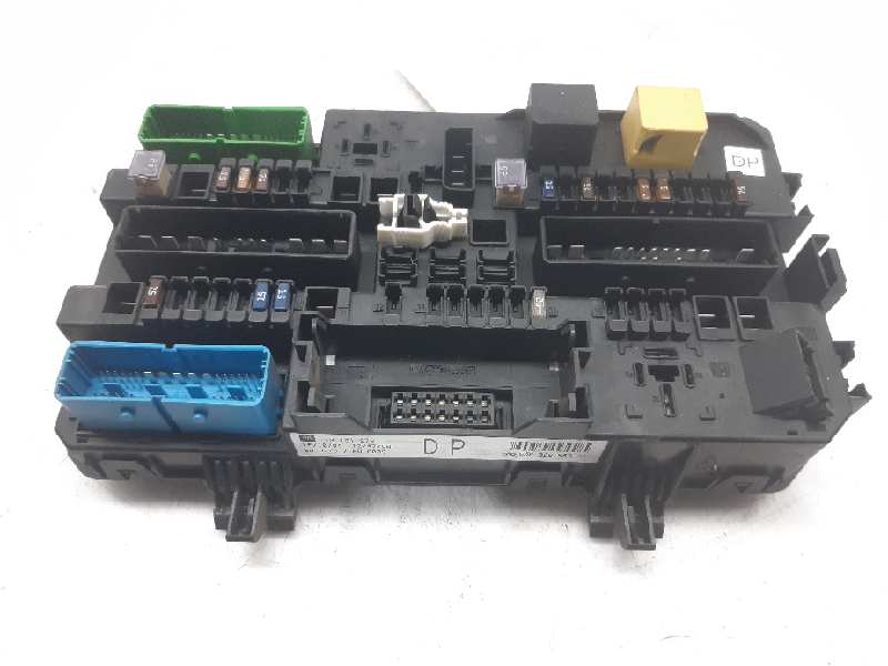 OPEL Astra J (2009-2020) Fuse Box 13181278 18427944