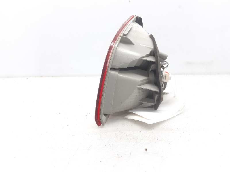 HYUNDAI ix35 1 generation (2009-2015) Rear Right Taillight Lamp 924062Y0 24007221