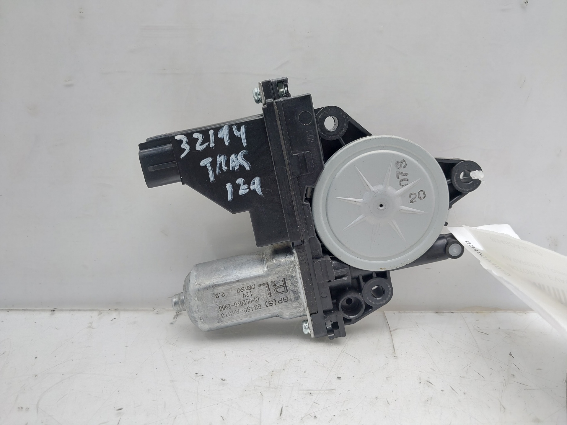 KIA Carens 3 generation (RP) (2013-2019) Rear Left Door Window Control Motor 83450A4010 23327164