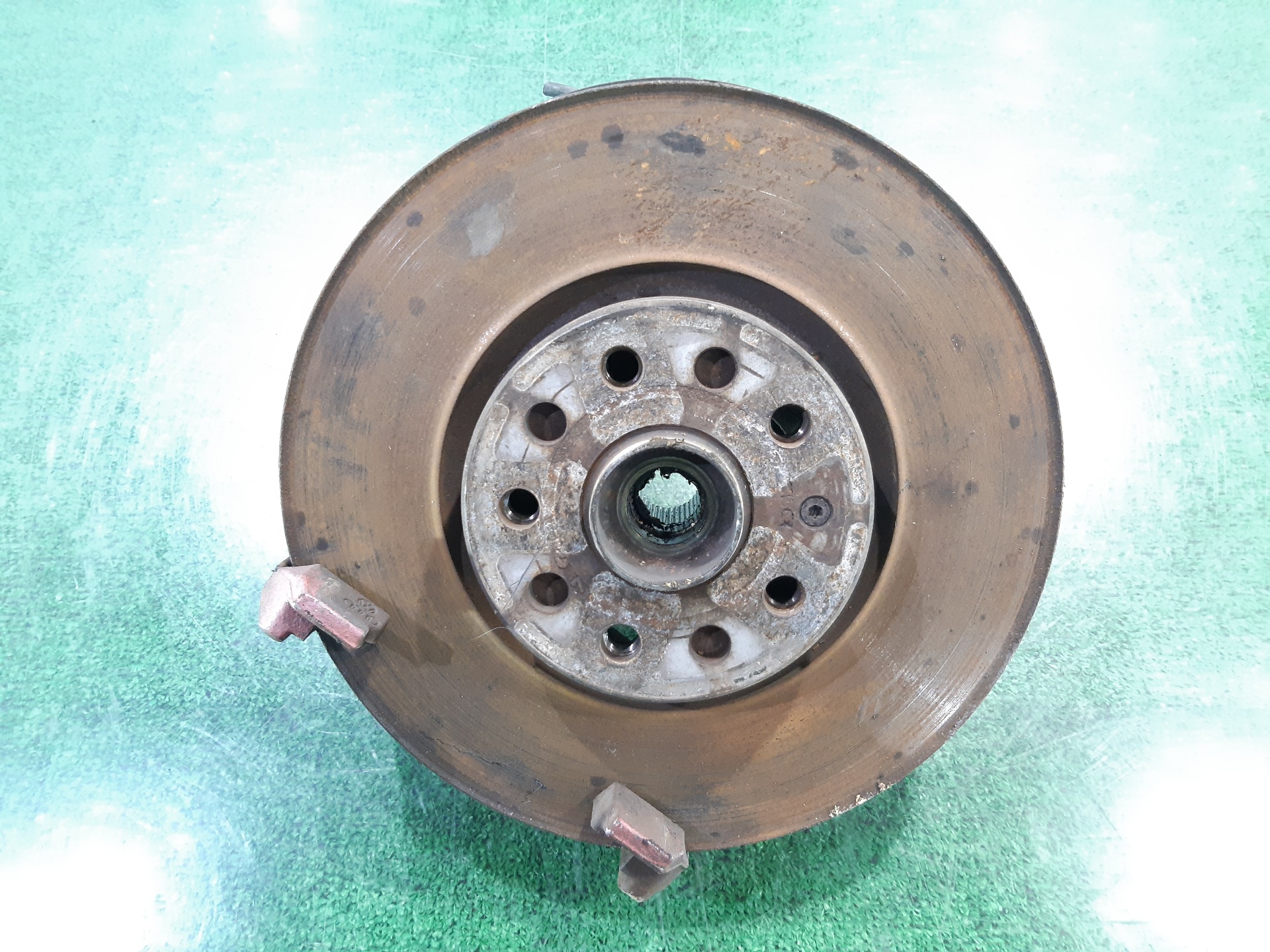 SEAT Leon 2 generation (2005-2012) Front Left Wheel Hub 1K0407255T 22284608