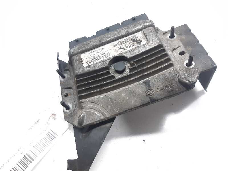 RENAULT Megane 2 generation (2002-2012) Engine Control Unit ECU 8200283924 20190272