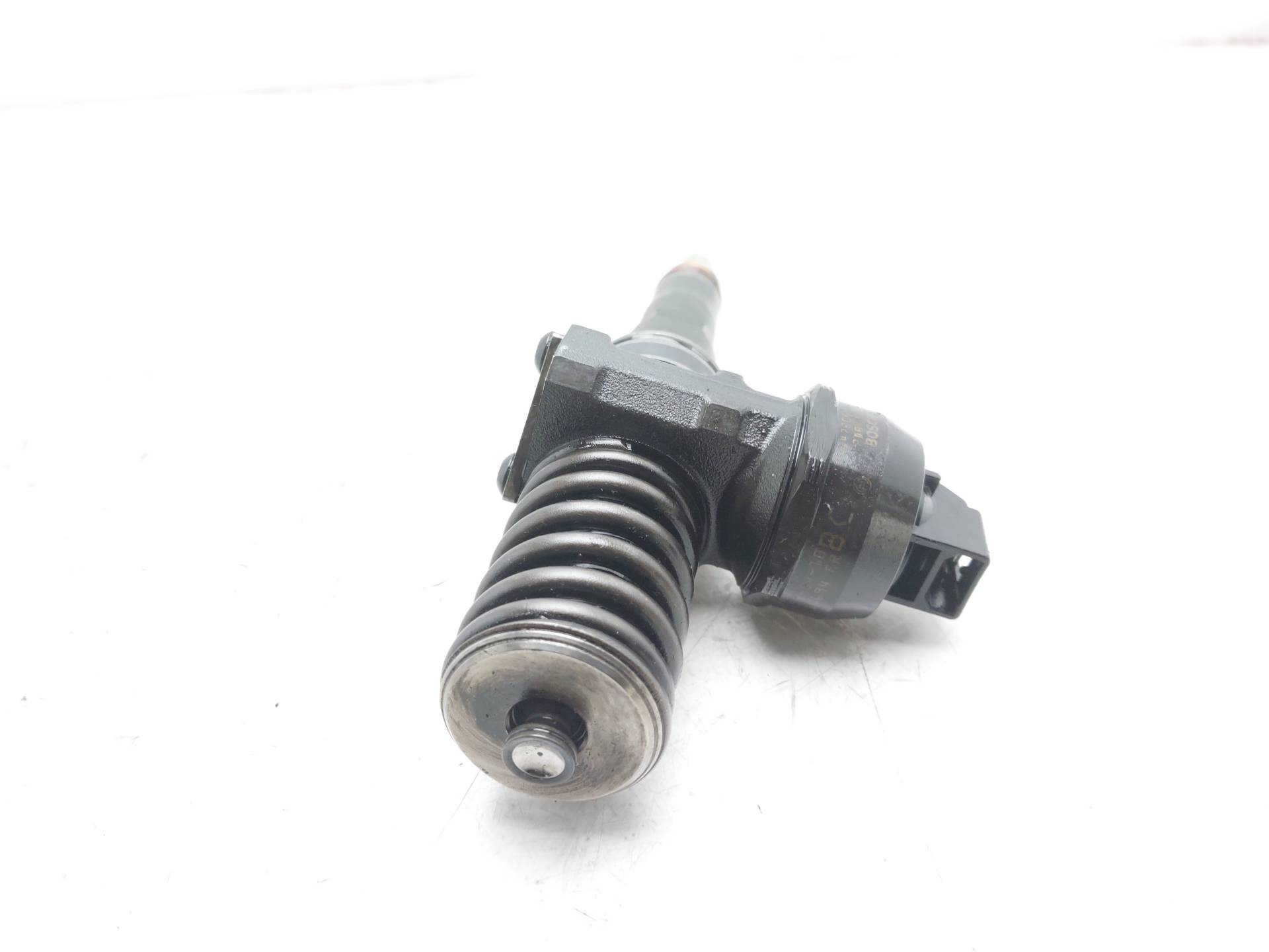 SEAT Cordoba 2 generation (1999-2009) Fuel Injector 038130073AJ 23079455