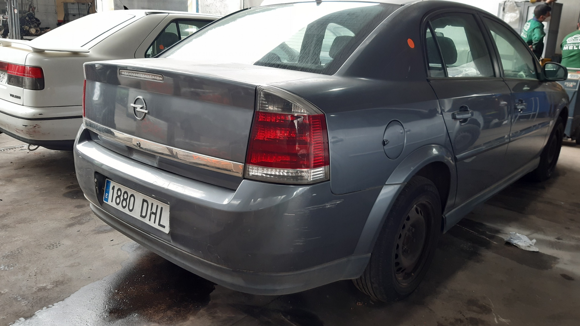 OPEL Vectra C (2002-2005) Бардачок 13151852 18676454