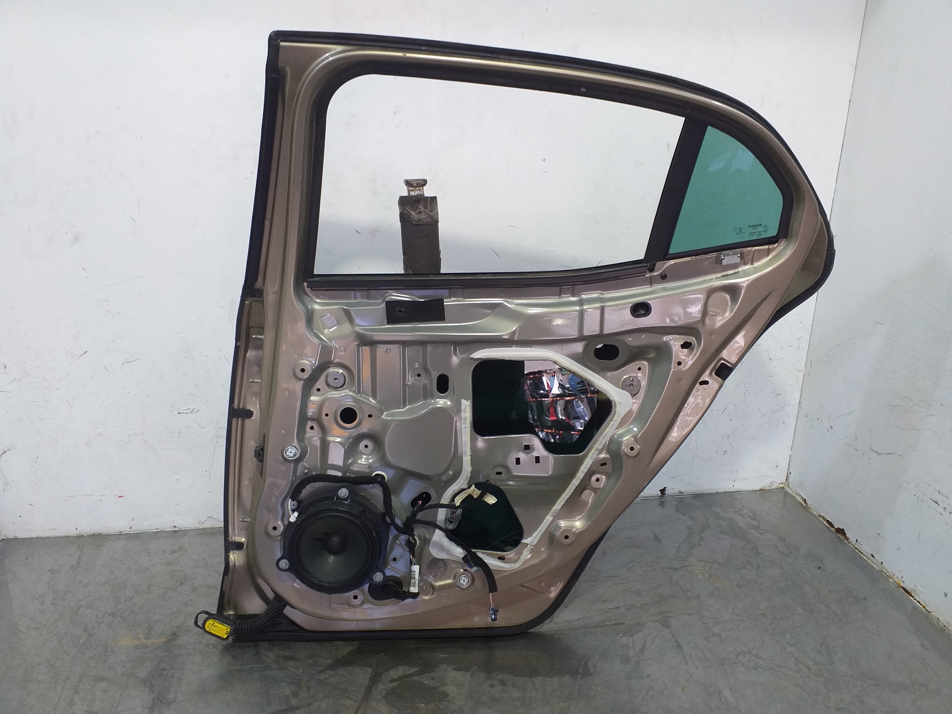 RENAULT Megane 3 generation (2008-2020) Rear Right Door 821001172R 25716804