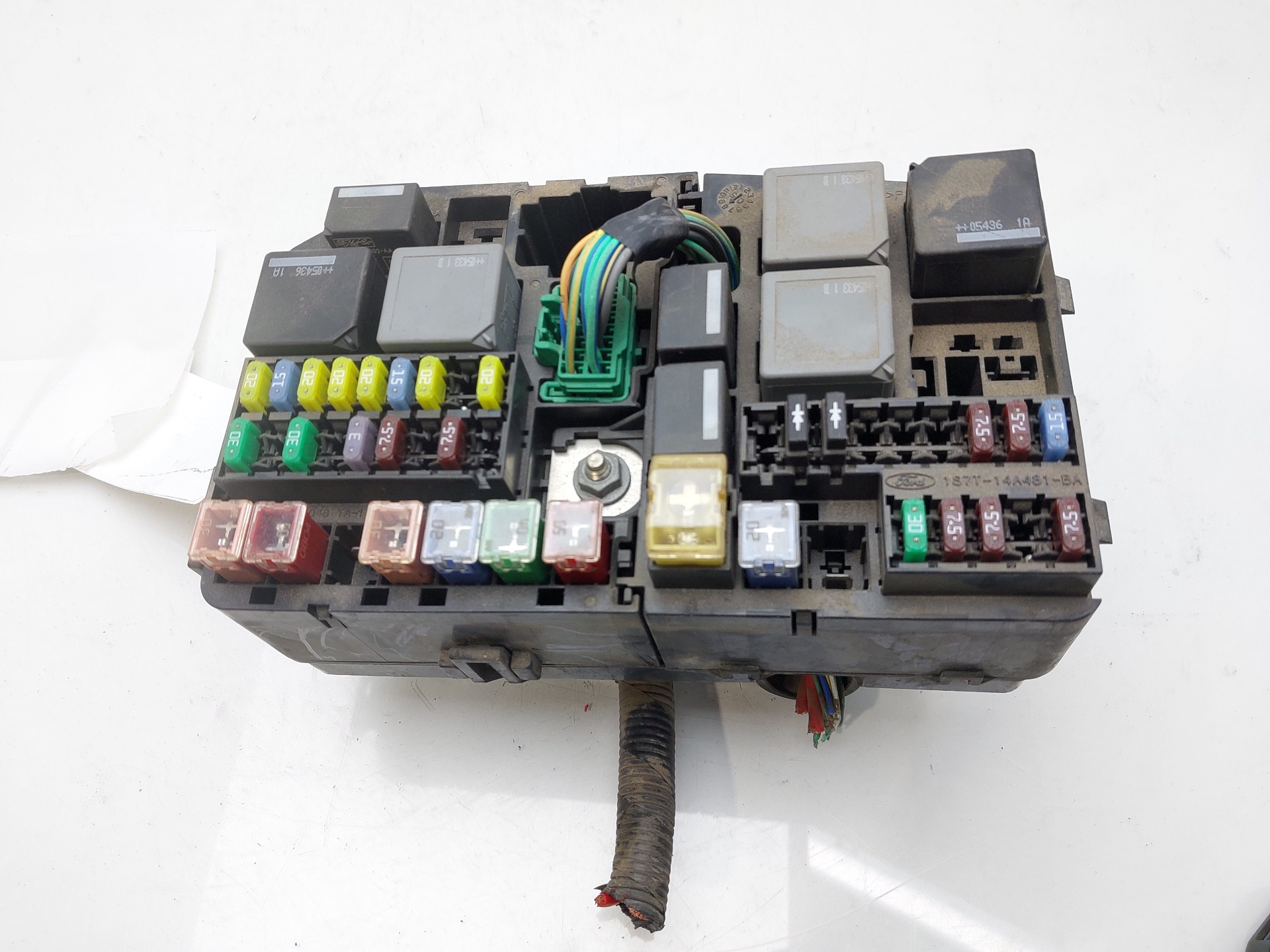 FORD Mondeo 3 generation (2000-2007) Fuse Box 1S7T14A142AA 20491104