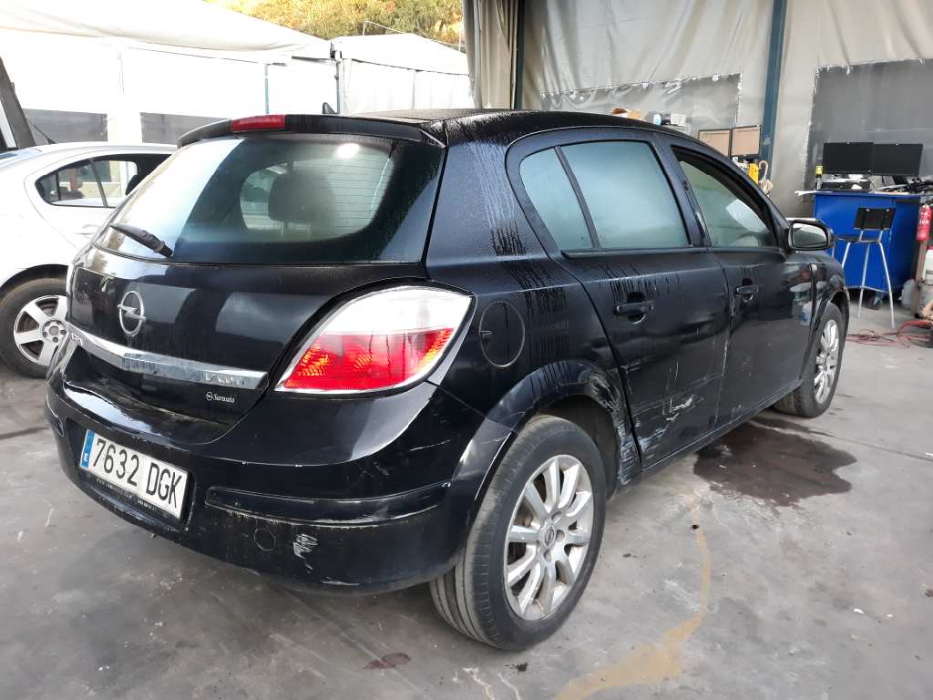 OPEL Astra J (2009-2020) Vasen puoli aurinkosuoja 13113042 18427979