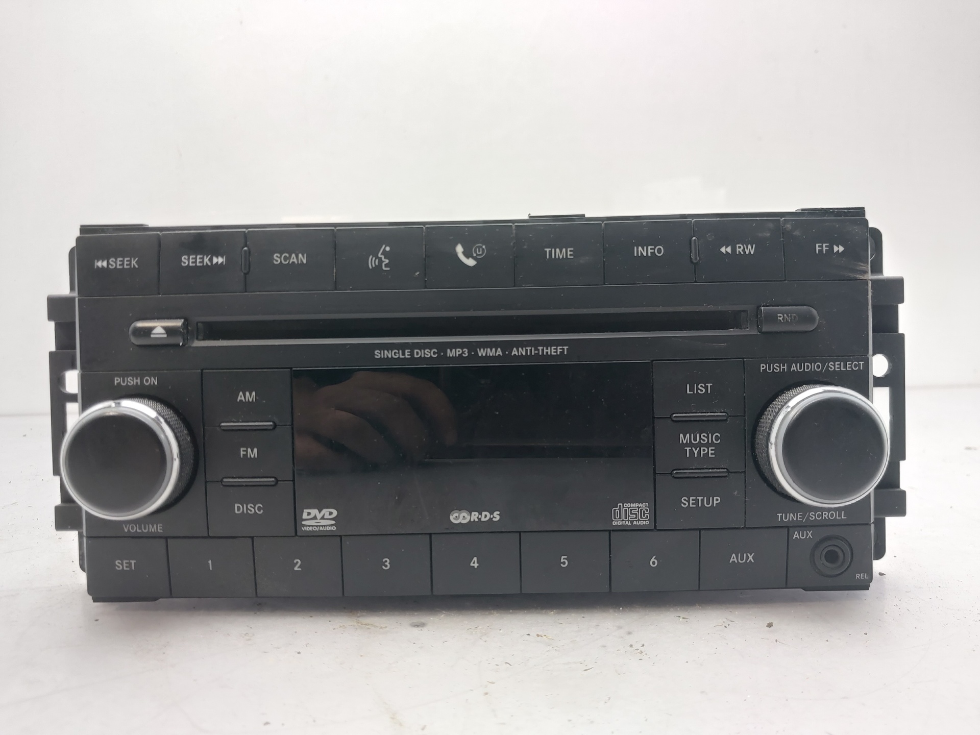 JEEP Grand Cherokee 4 generation (WK) (2004-2024) Music Player Without GPS 05064945AD 22486867