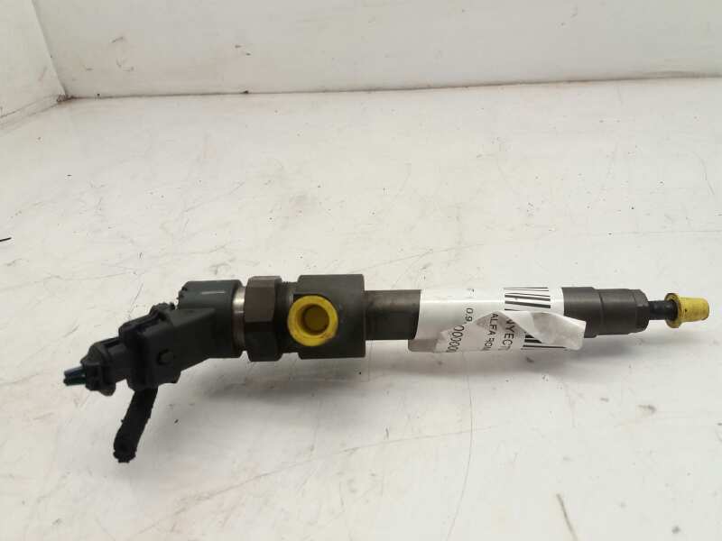 ALFA ROMEO 156 932 (1997-2007) Fuel Injector 0445110002 18359740