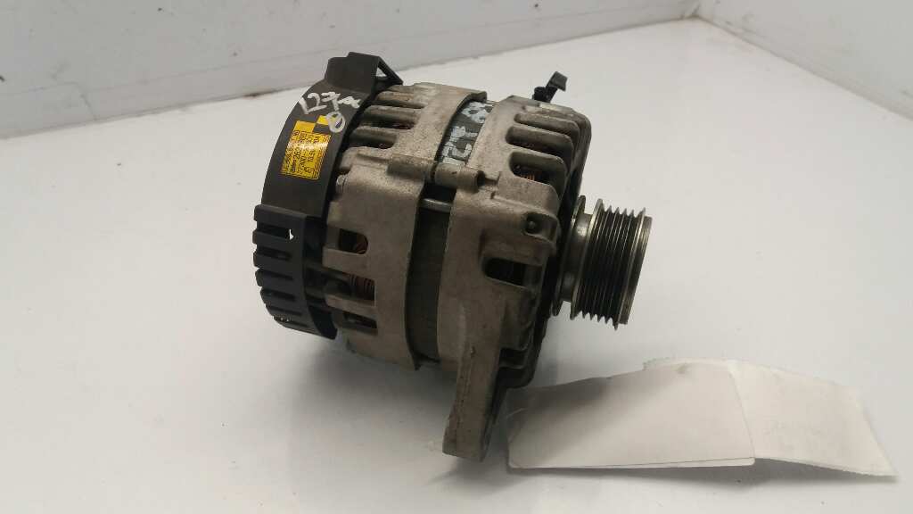 HYUNDAI i40 VF (1 generation) (2011-2020) Alternator 373002A805 24083198