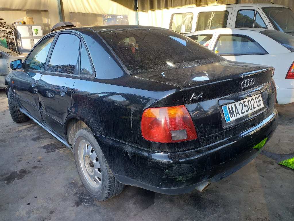 AUDI A4 B5/8D (1994-2001) Зеркало передней левой двери 010754 18459211