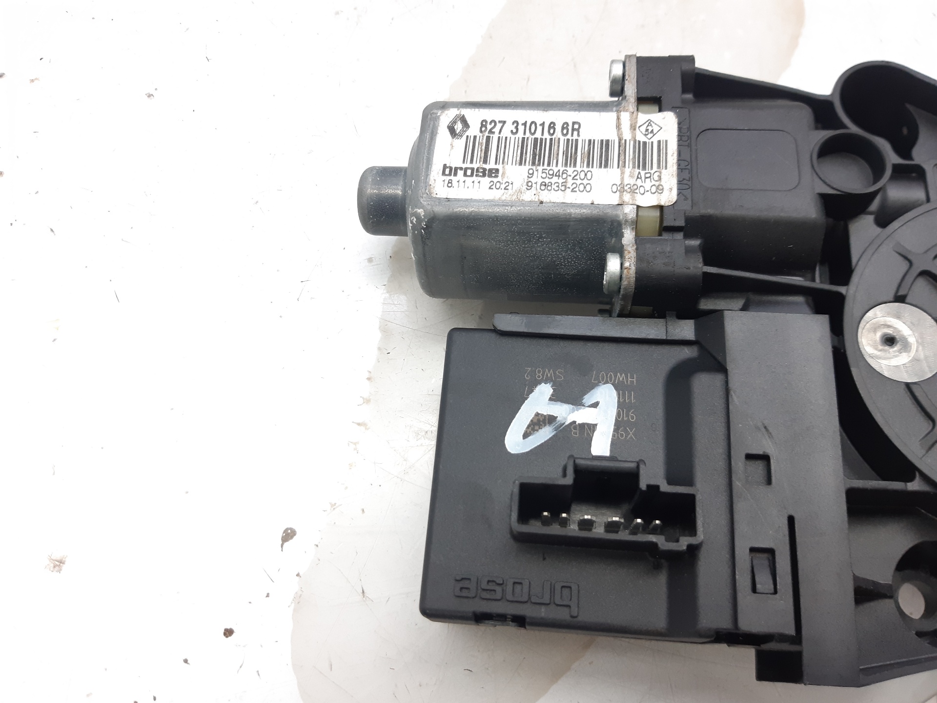 RENAULT Scenic 3 generation (2009-2015) Rear Left Door Window Control Motor 827310166R 18674584