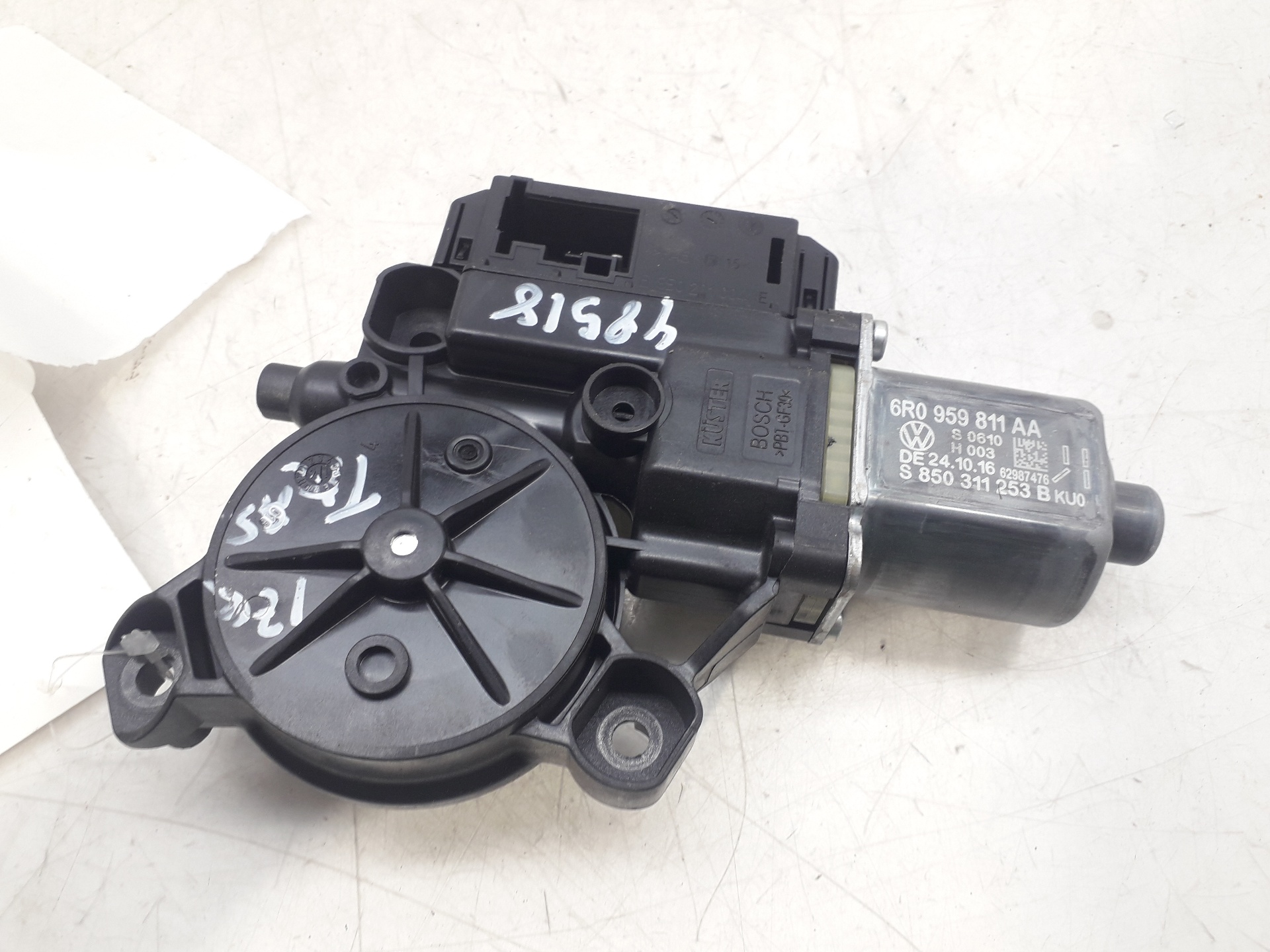 VOLKSWAGEN Polo 5 generation (2009-2017) Rear Left Door Window Control Motor 6R0959811AA 22431725