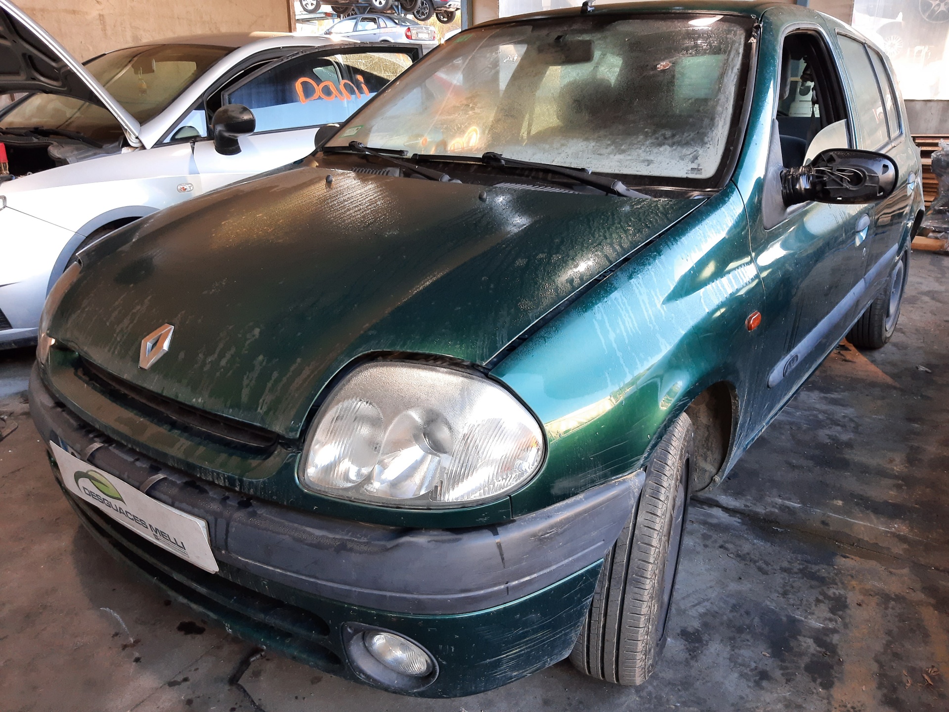 VAUXHALL Clio 2 generation (1998-2013) Poignée d'ouverture interne arrière gauche 7700423887 18782575