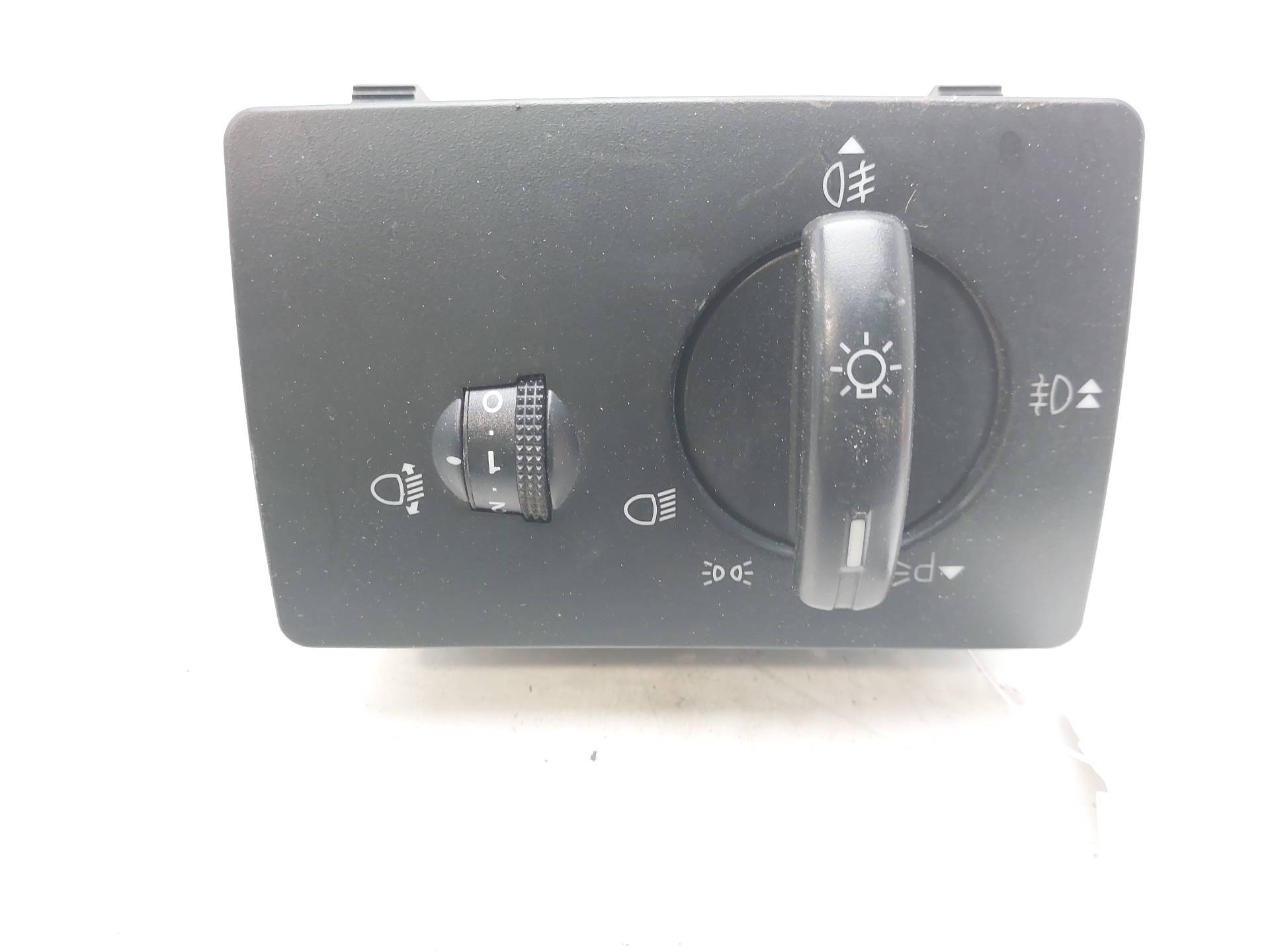 PEUGEOT Focus 2 generation (2004-2011) Headlight Switch Control Unit 7M5T13A024LA 22490912