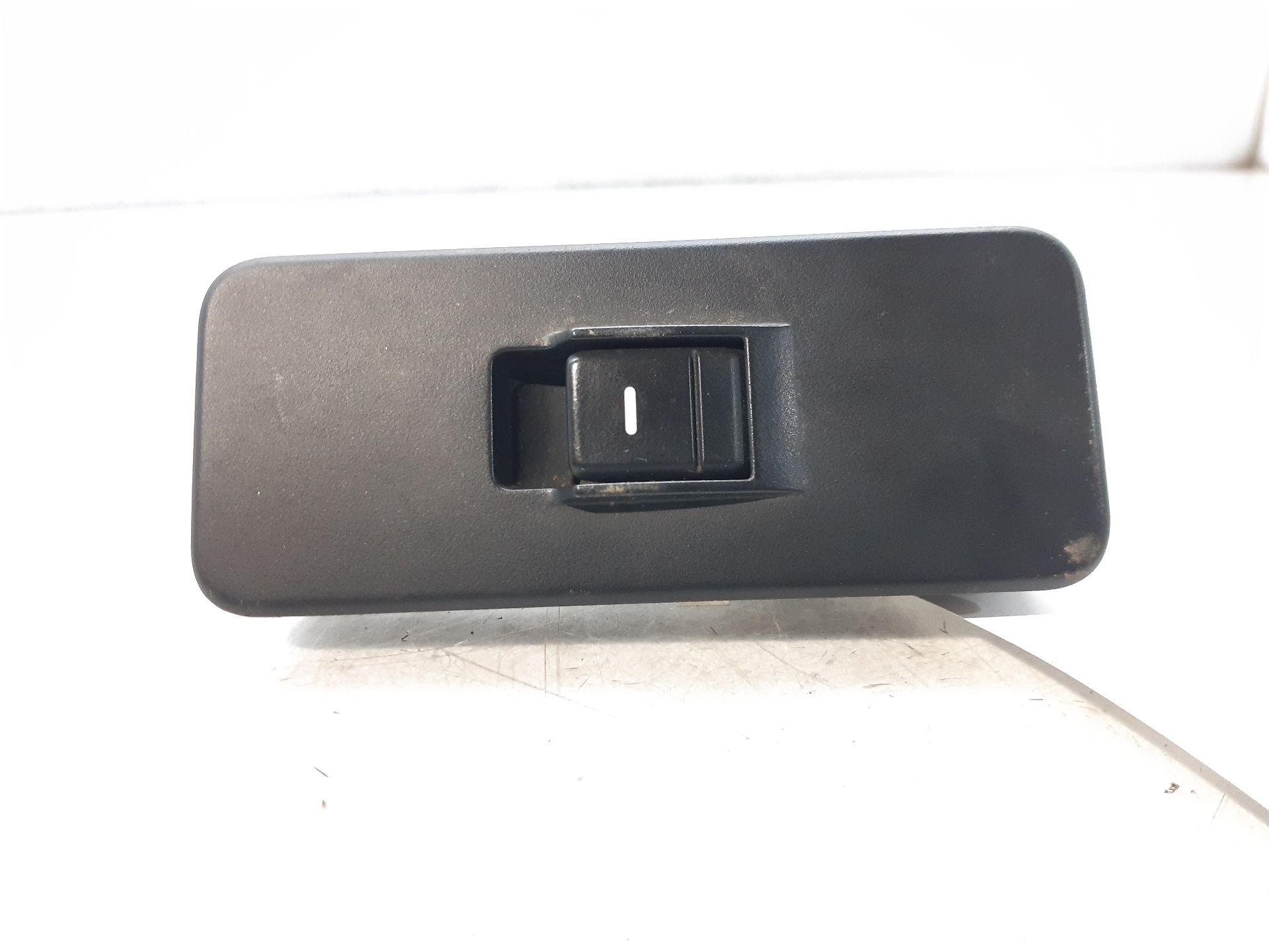 LAND ROVER Discovery 4 generation (2009-2016) Front Right Door Window Switch YUD501070PVJ 21011824