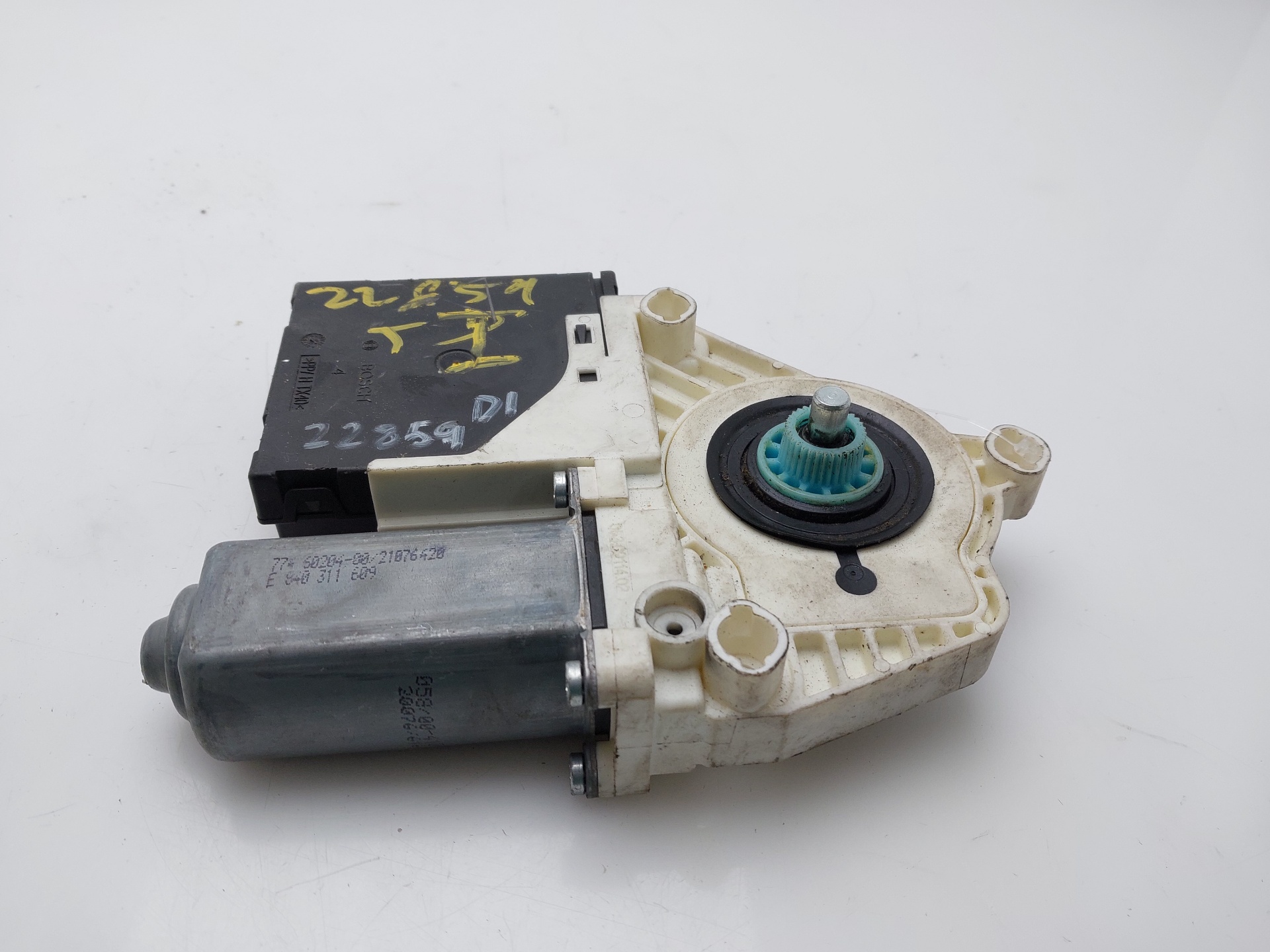 SEAT Leon 2 generation (2005-2012) Front Left Door Window Regulator Motor 1P0837401E 22916959