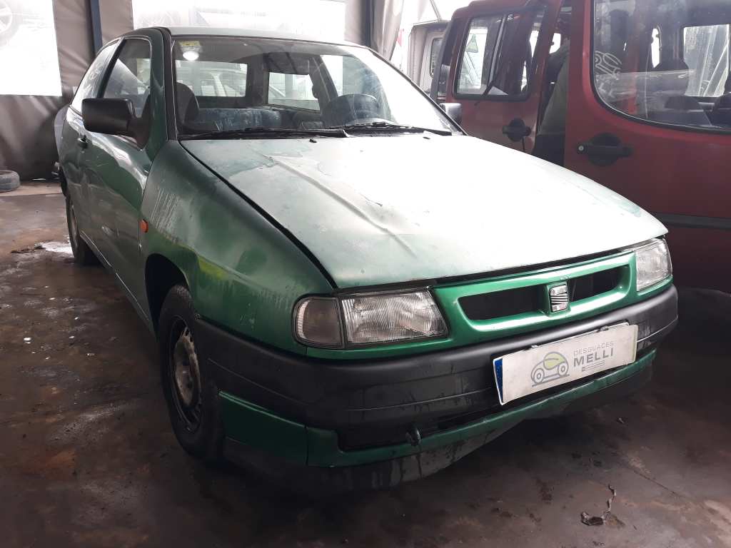 SEAT Cordoba 1 generation (1993-2003) Передний левый указатель поворота 6K0953049 22075077