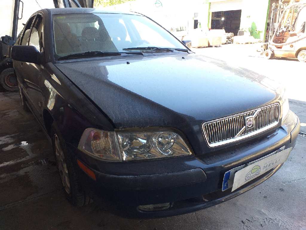 VOLVO S40 1 generation (1996-2004) Váltóáramú generátor 9472908 24006508