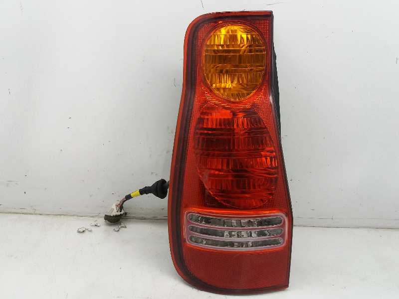 HYUNDAI Santa Fe SM (2000-2013) Rear Left Taillight 9240117010 18368486