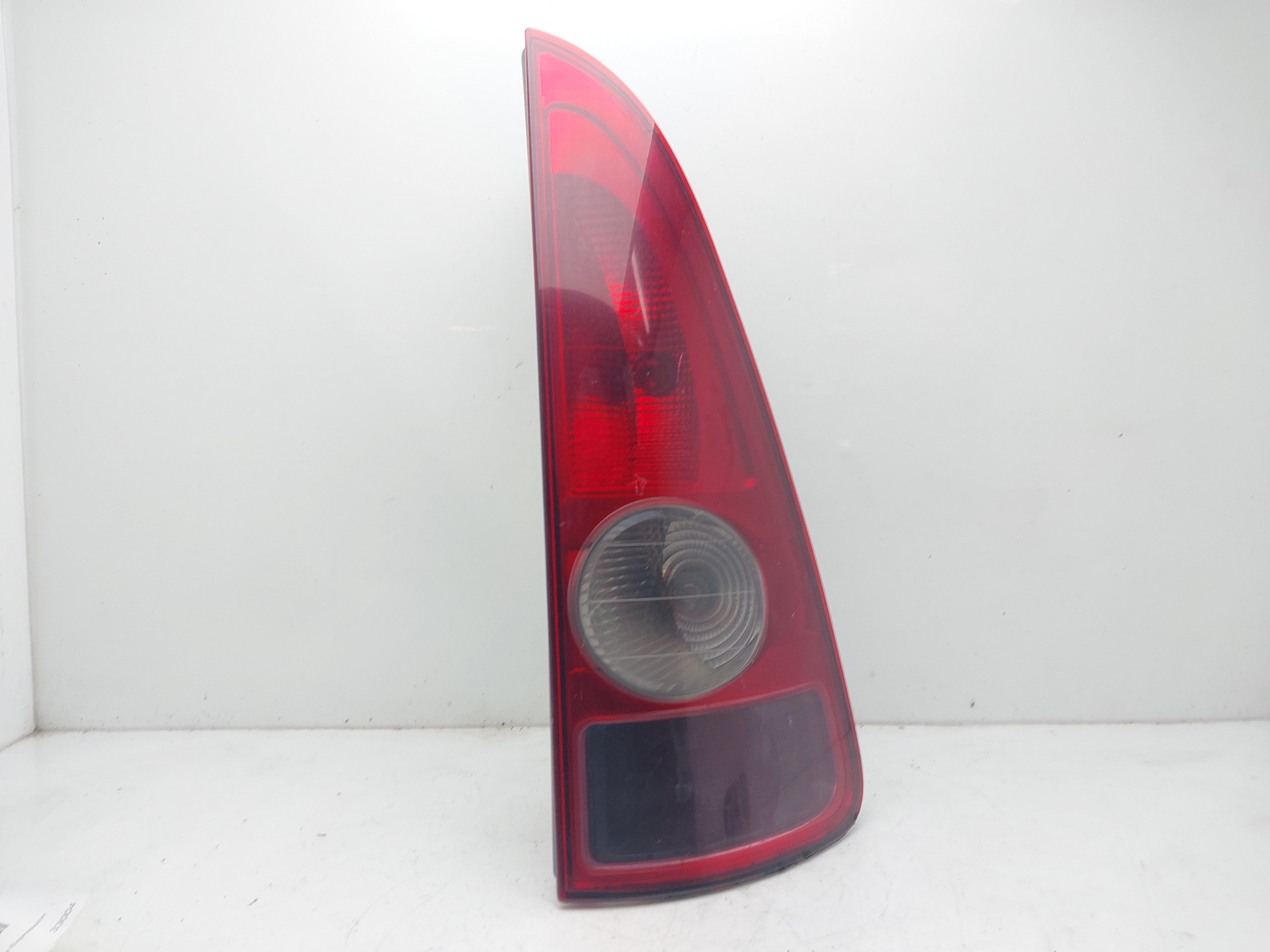 RENAULT Espace 4 generation (2002-2014) Rear Right Taillight Lamp 8200027152 22570921