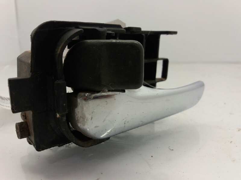 NISSAN X-Trail T30 (2001-2007) Front Left Door Interior Handle Frame 806718H602 18357864