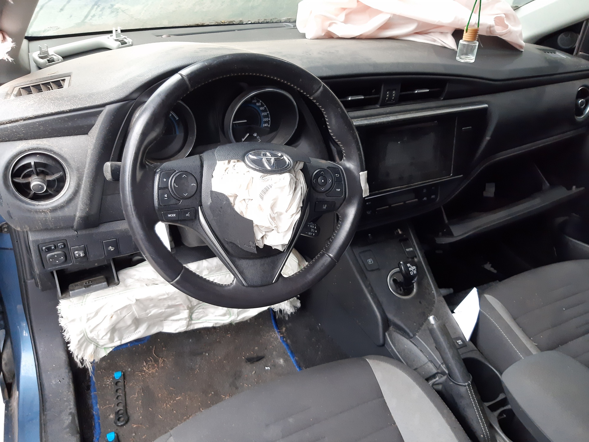 TOYOTA Auris 2 generation (2012-2015) Противотуманка бампера передняя правая 8121002110 22461589