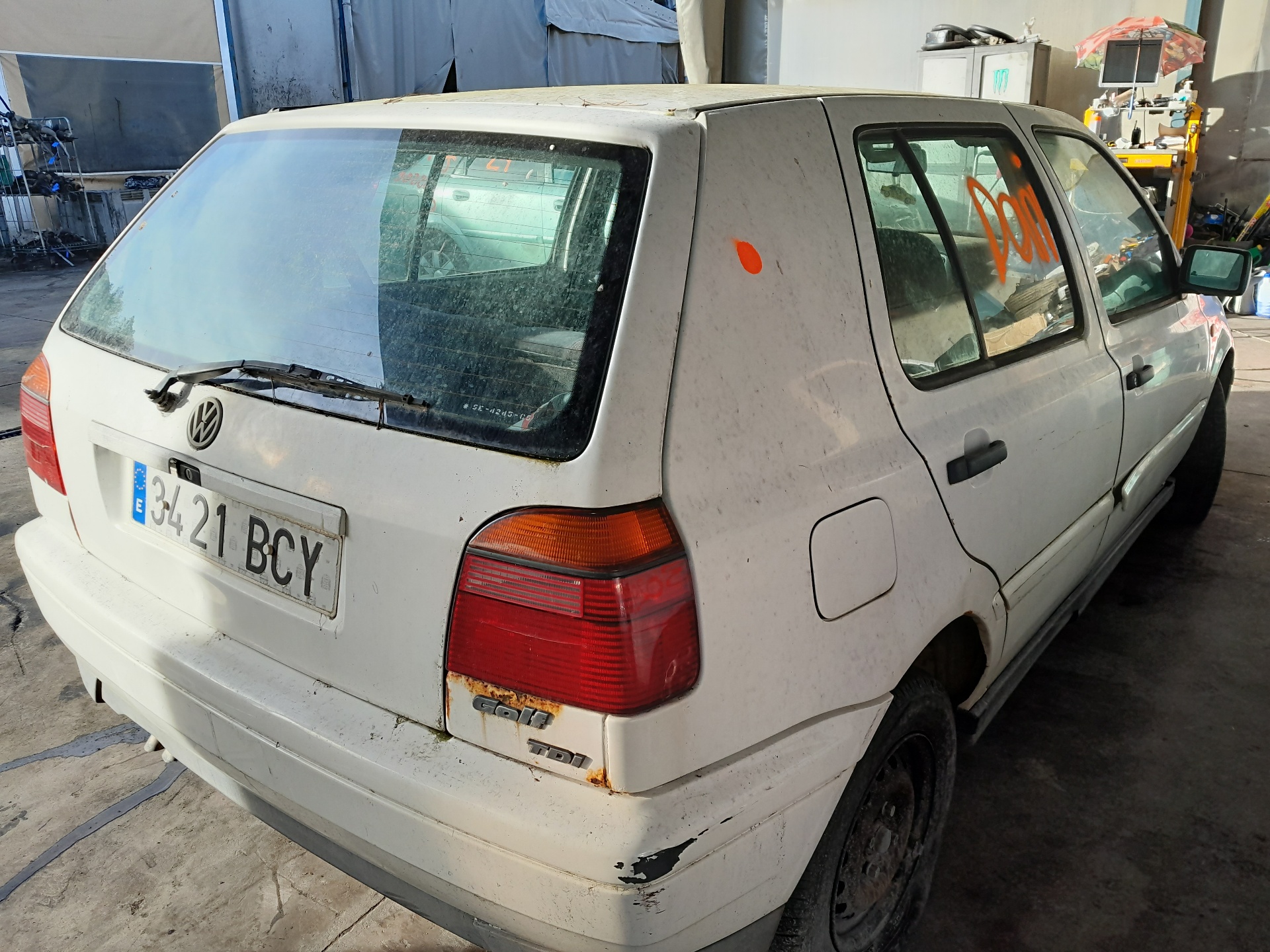 VOLKSWAGEN Golf 3 generation (1991-1998) Ёжик H17838752E 22481836