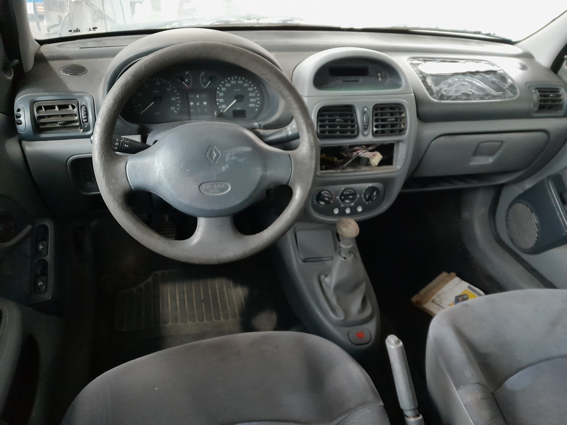 VAUXHALL Clio 2 generation (1998-2013) Дверь задняя левая 7751472475 21448388