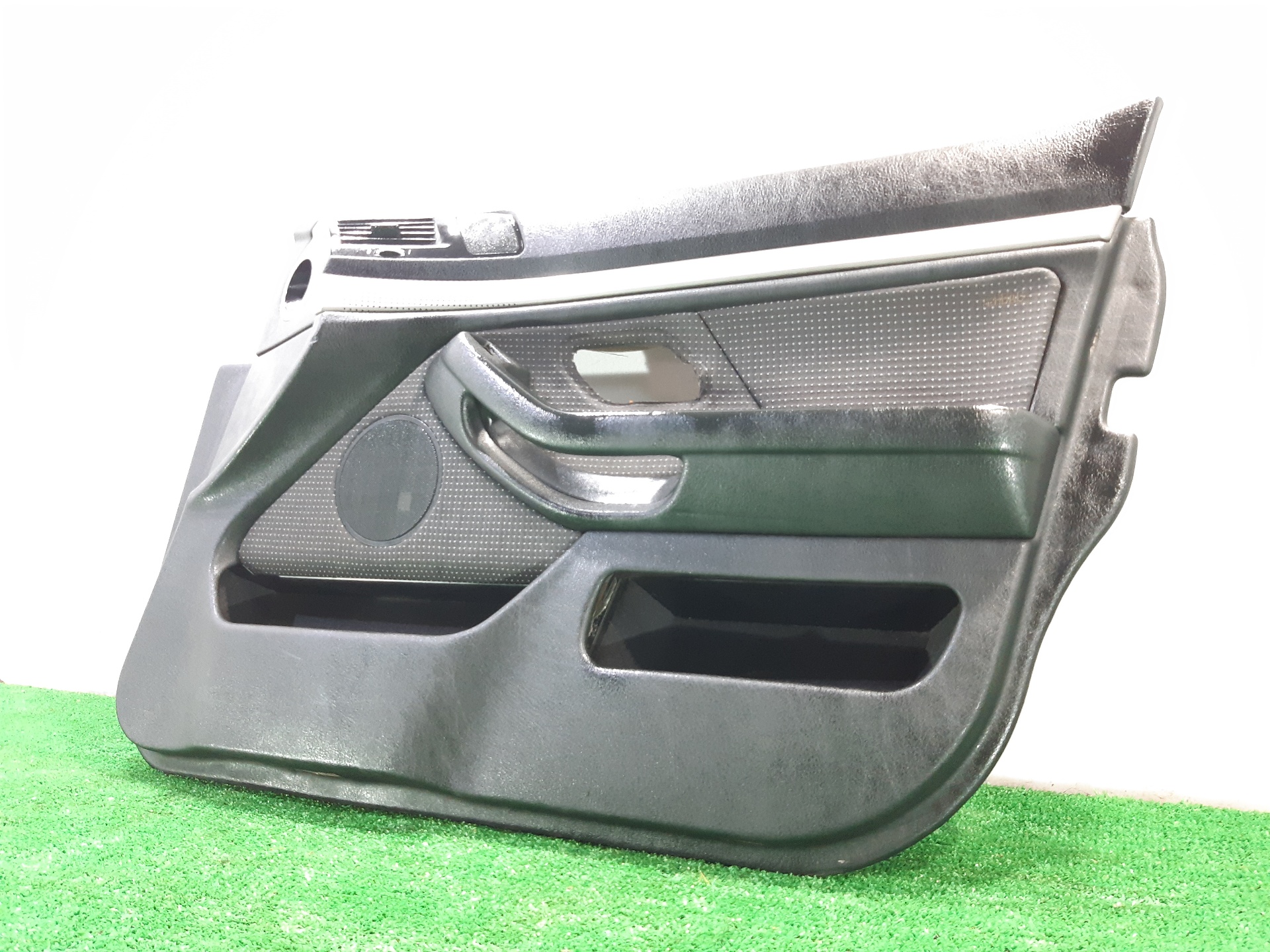 BMW 5 Series E39 (1995-2004) Front Right Door Panel 8159636A 24114263