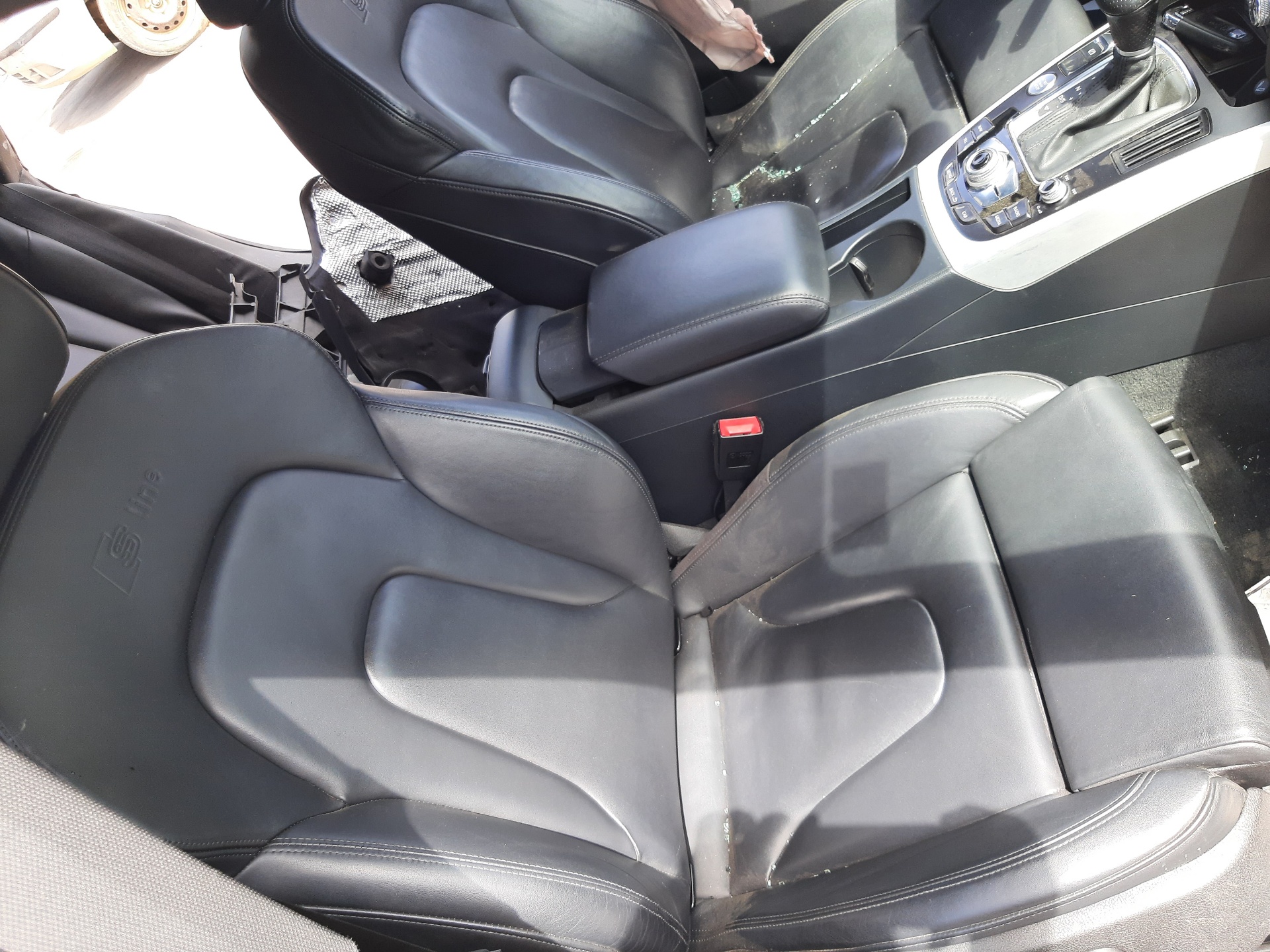 AUDI A5 Sportback Обшивка передних правых дверей 8T0867106 24929854
