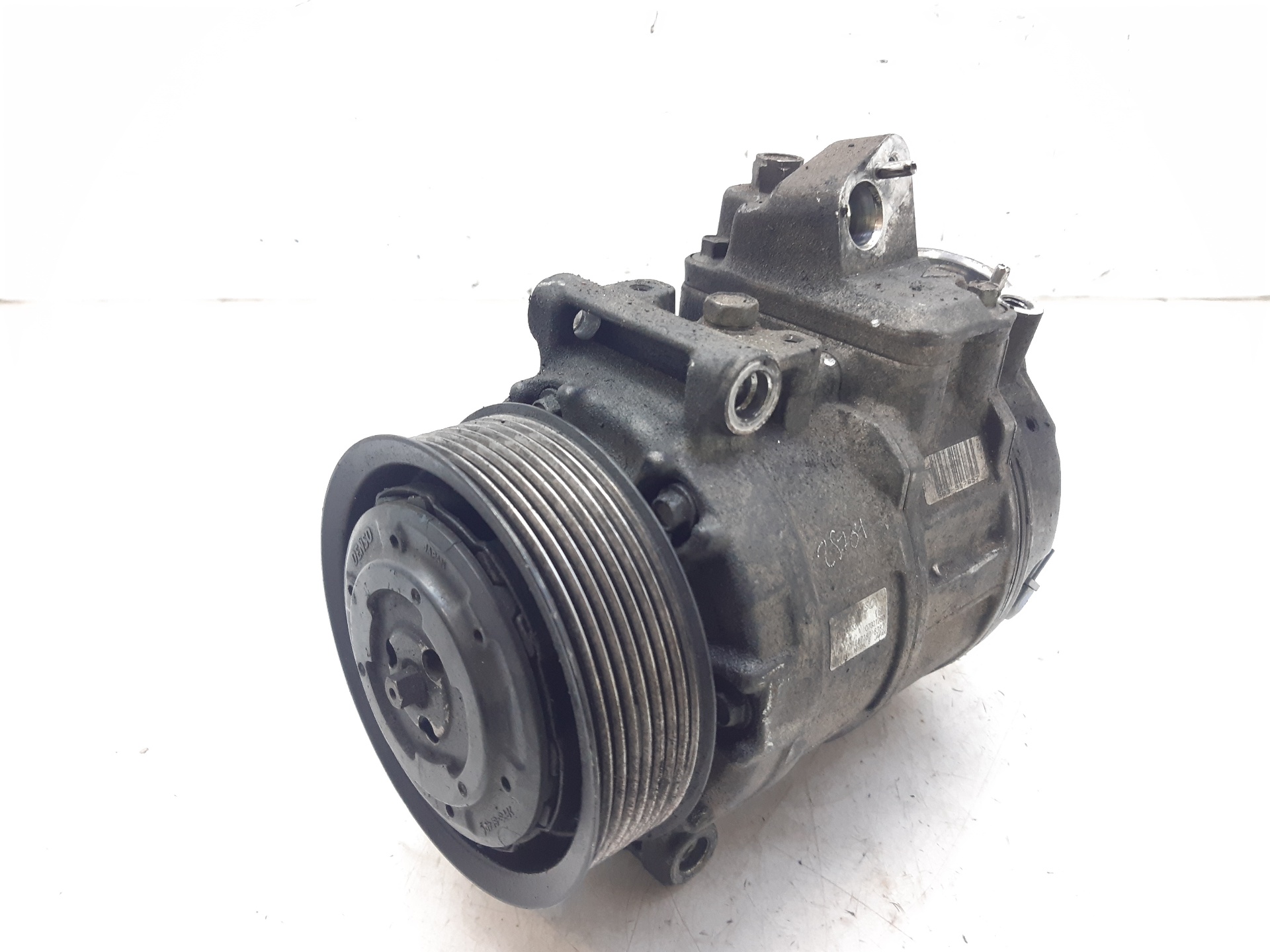 LAND ROVER Discovery 4 generation (2009-2016) Aircondition pumpe 4471808382 22018444