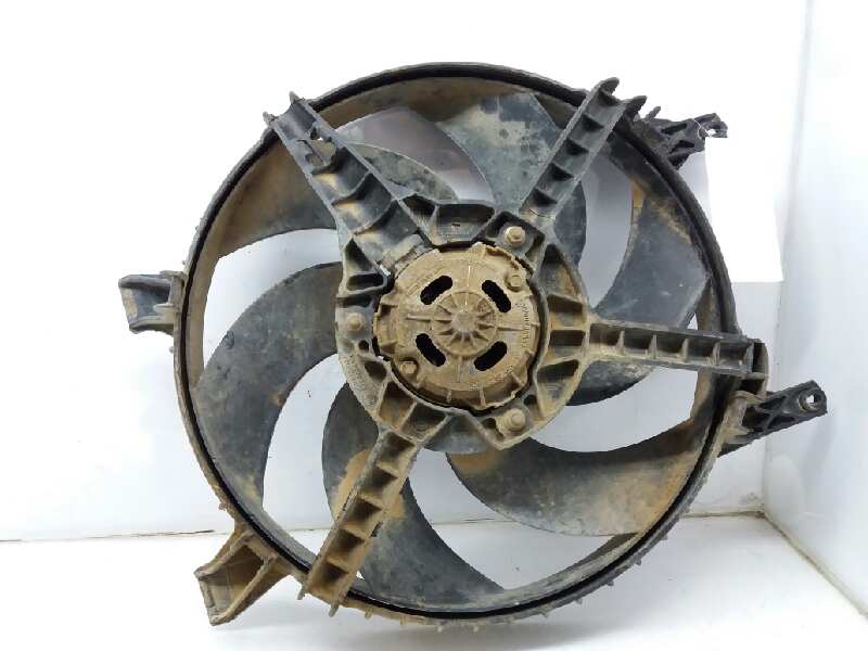 RENAULT Express Diffuser Fan 7700784652 20174870