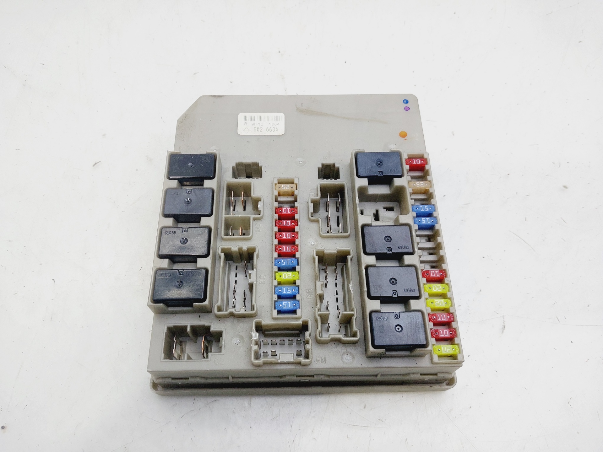 RENAULT Clio 3 generation (2005-2012) Fuse Box 6D212020 27326477