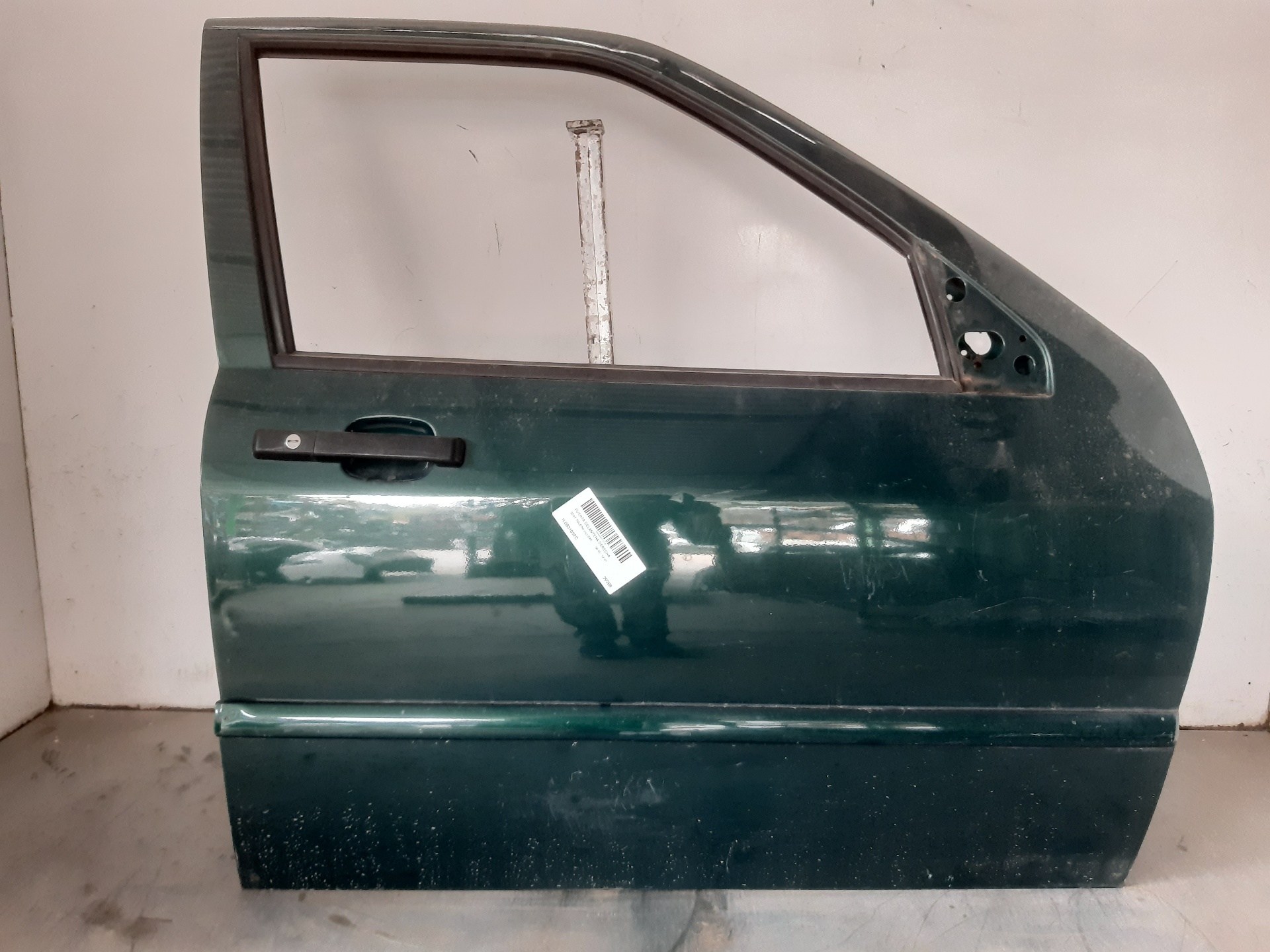 SEAT Toledo 1 generation (1991-1999) Передняя правая дверь 1L0831052C 22463190