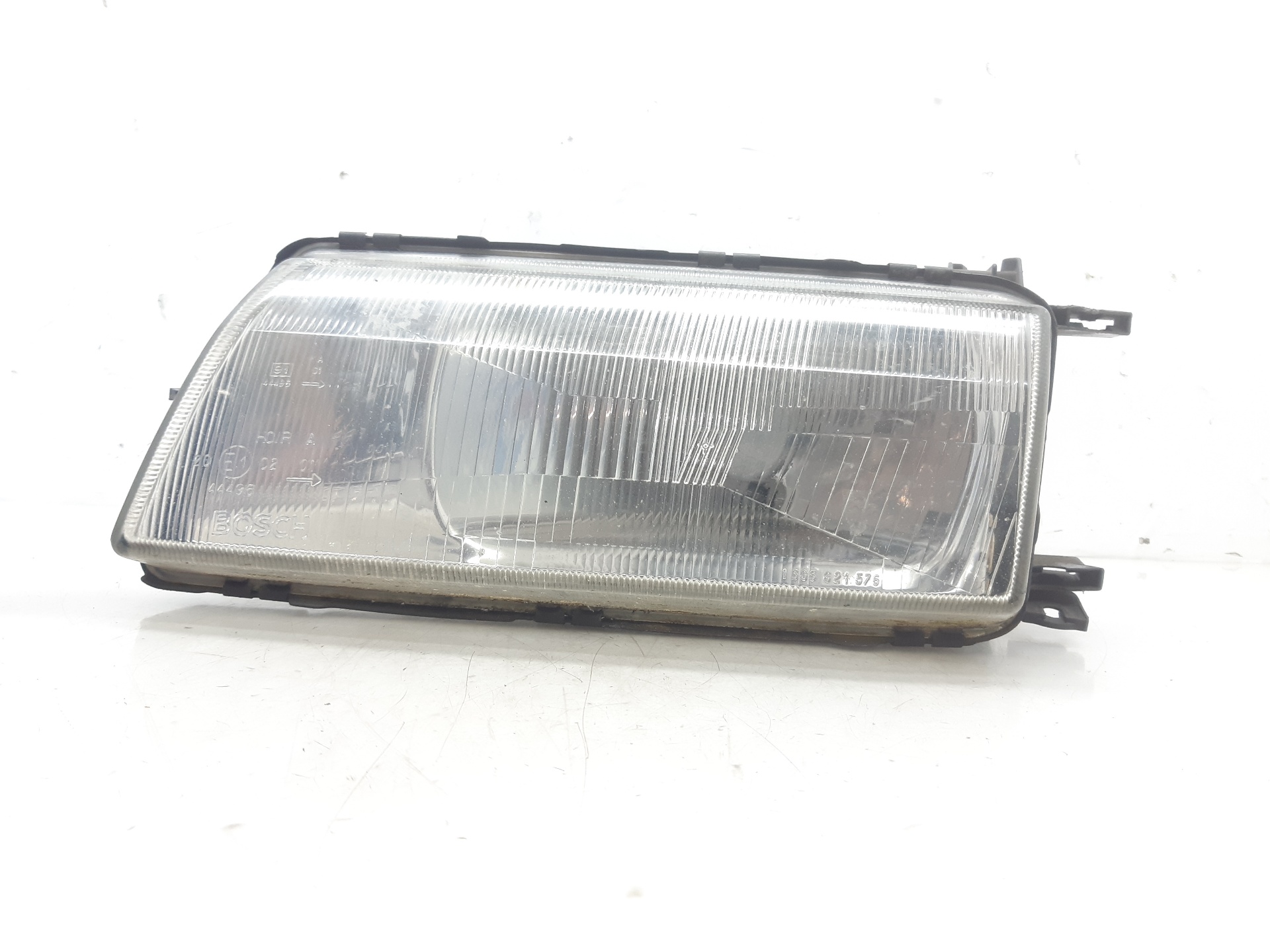 OPEL Vectra A (1988-1995) Vasen etuvalo 90358399 18683581