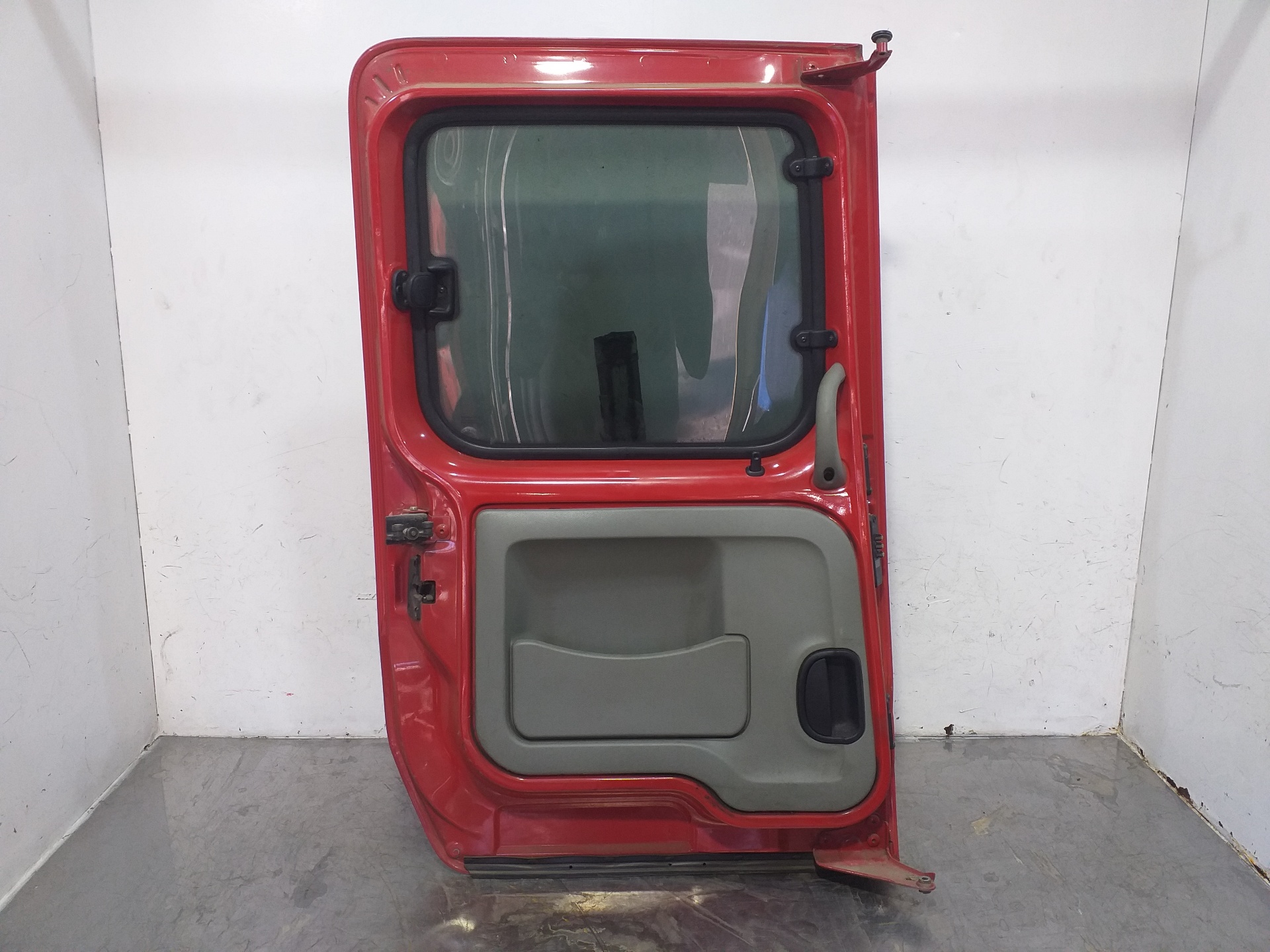 FORD Left Side Sliding Door 7751473602 25687531