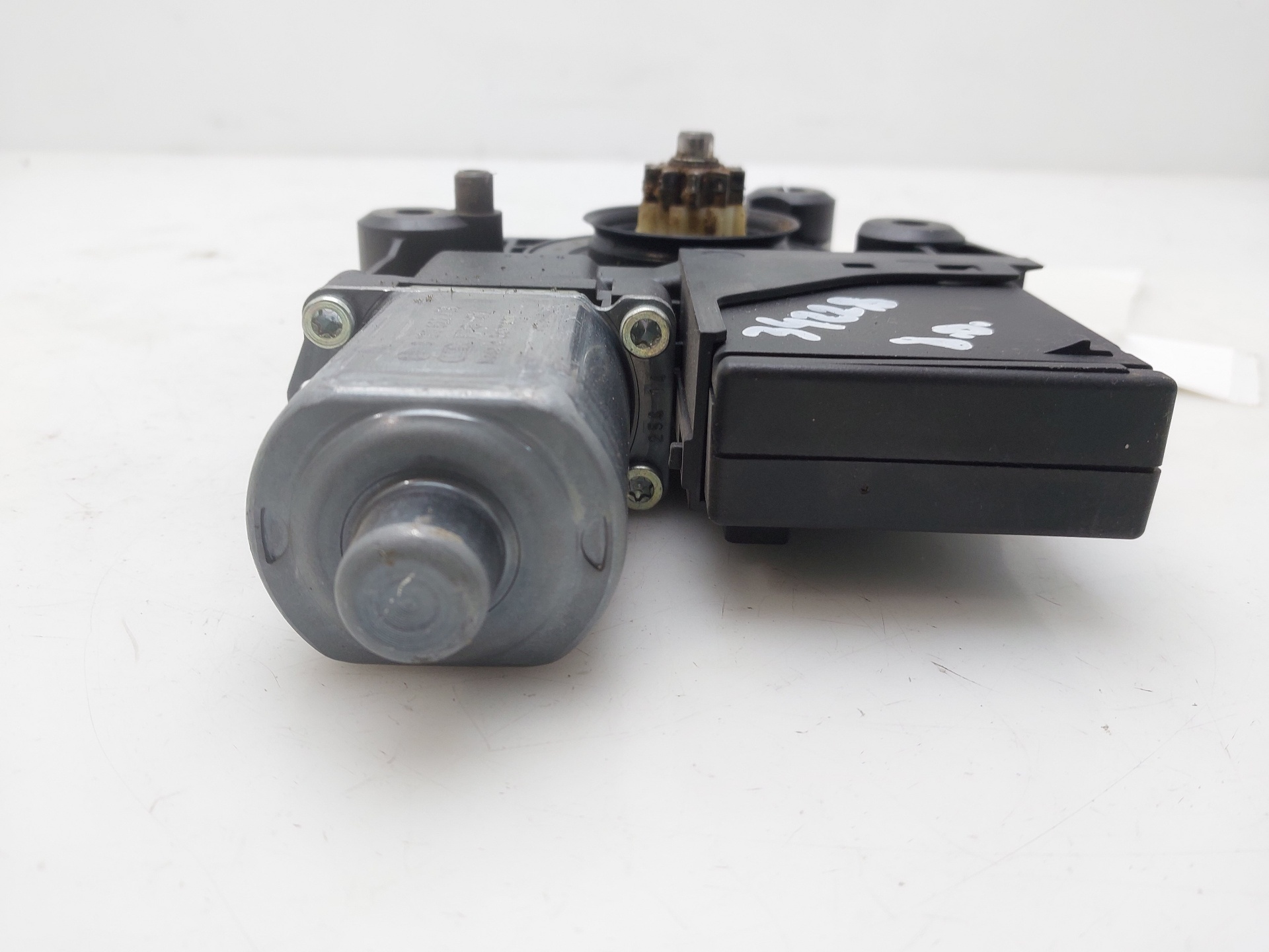 RENAULT Megane 3 generation (2008-2020) Motor de control geam ușă dreapta față 807301396R 24760318