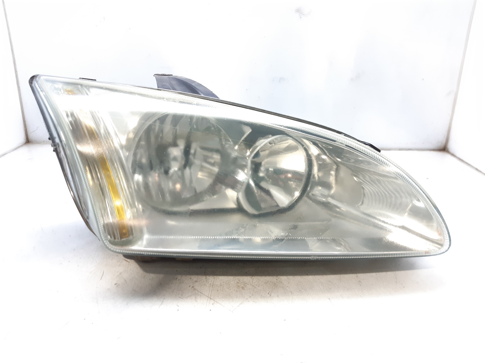 FORD Focus 2 generation (2004-2011) Front Right Headlight 1480979 18724672